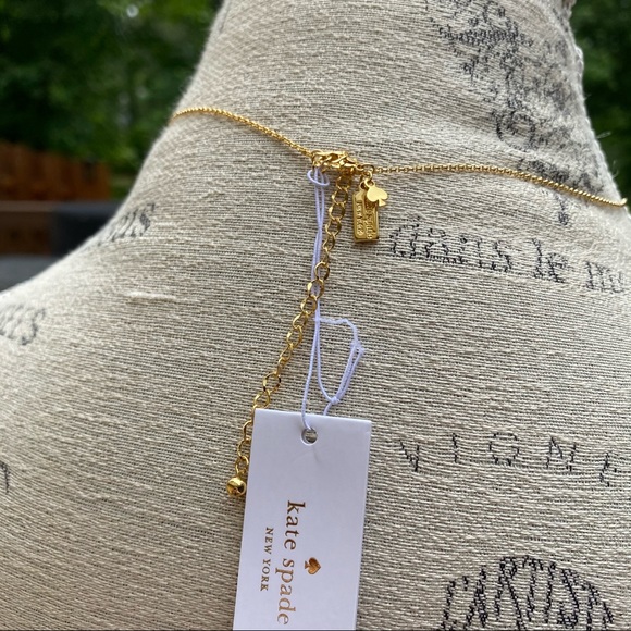 Kate Spade Dog Necklace - Mom Knows Best - Picture 11 of 14